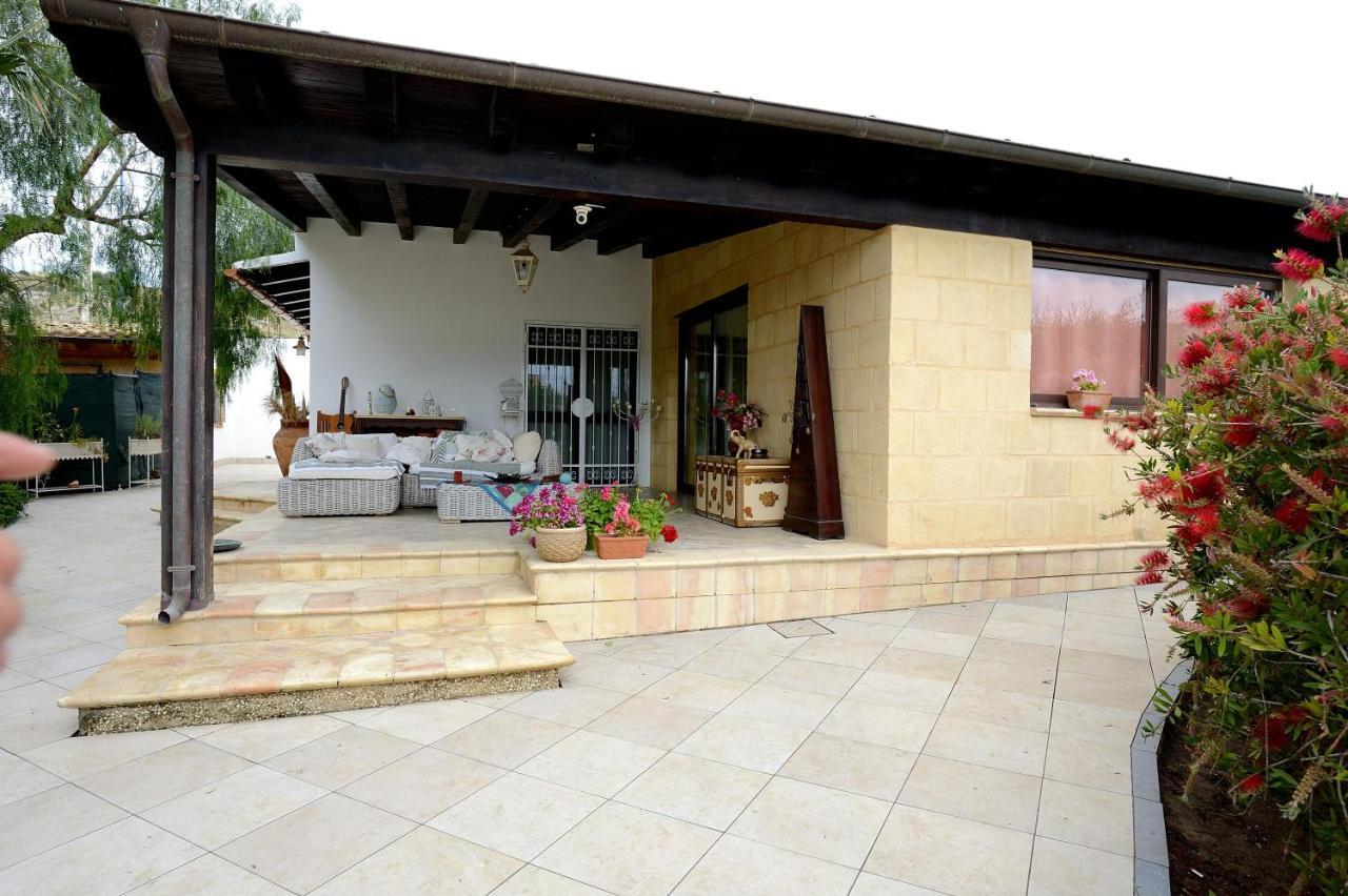 Lumie Di Sicilia Bed & Breakfast Porto Empedocle Bagian luar foto