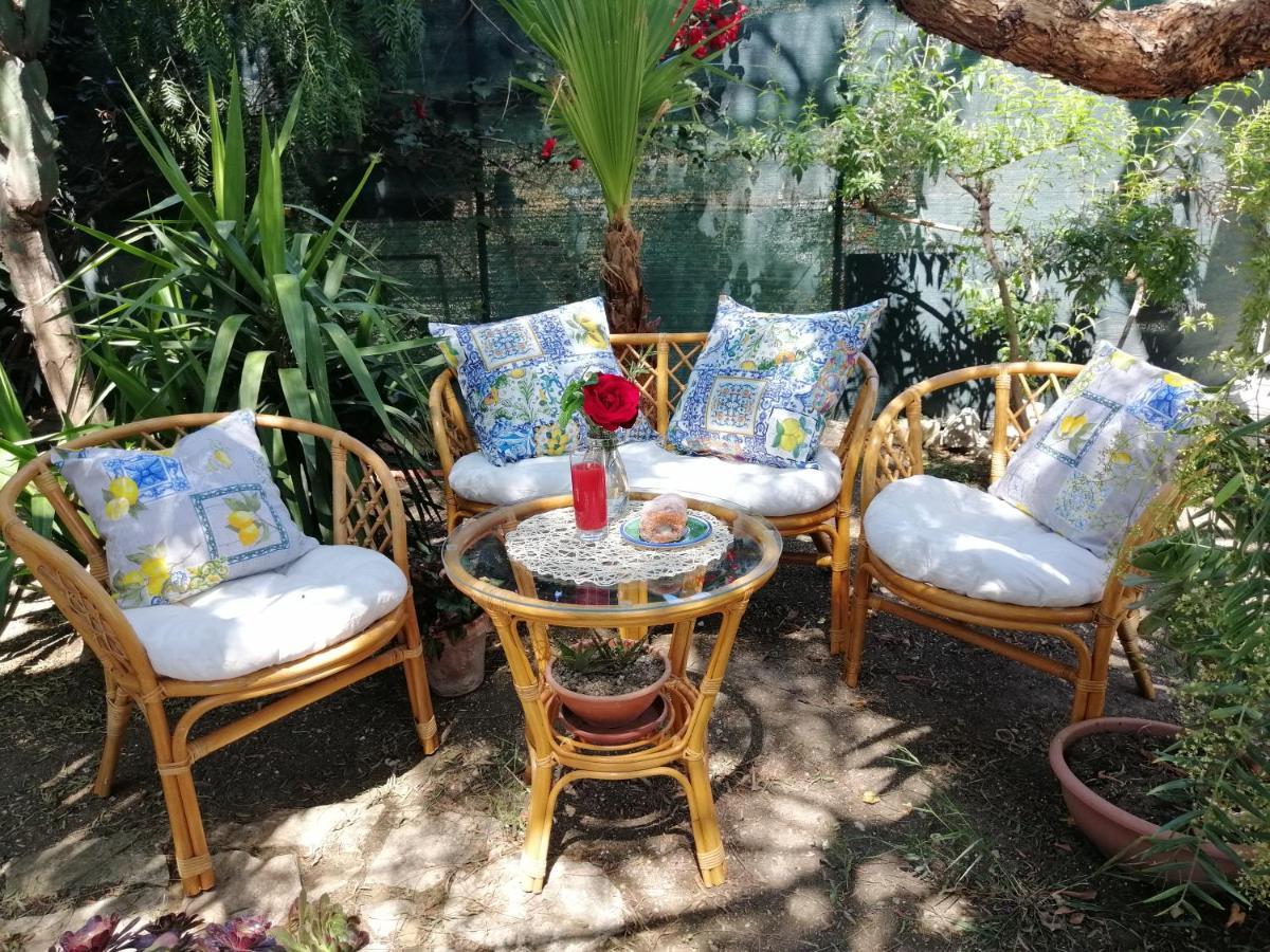 Lumie Di Sicilia Bed & Breakfast Porto Empedocle Bagian luar foto